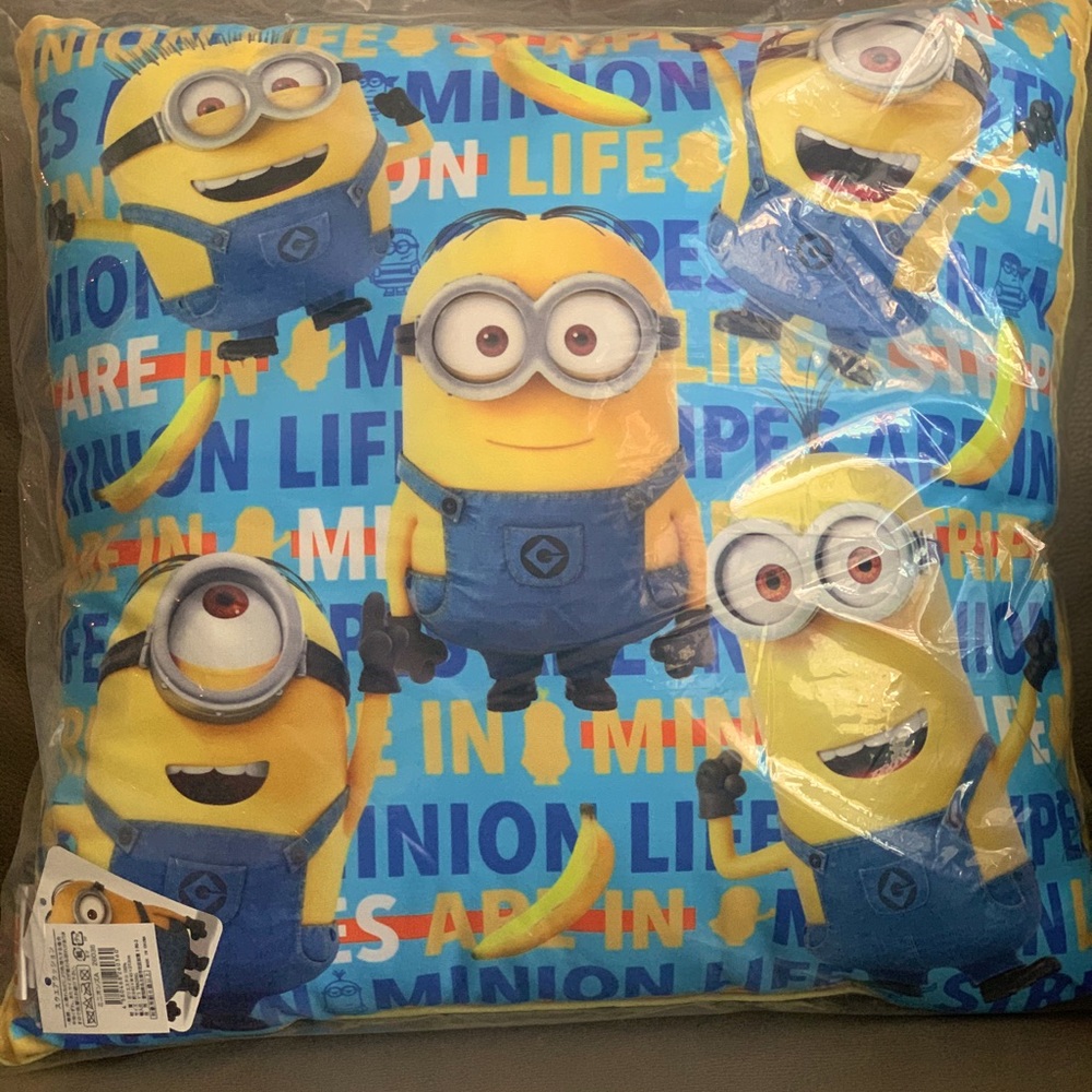 Minions cushion